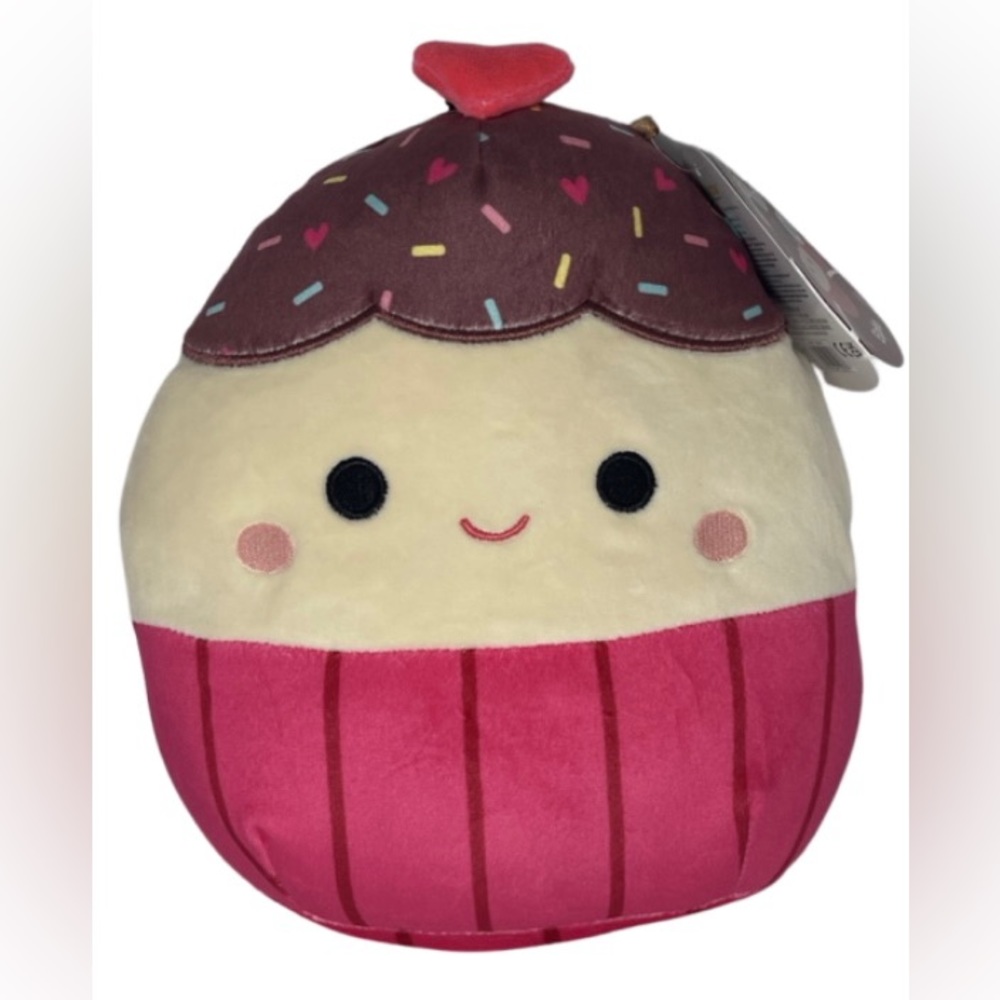 squishmallow elpha cupcake